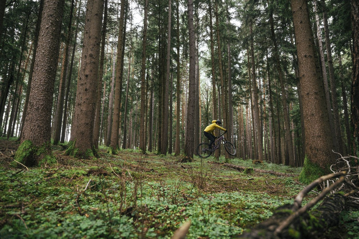 ION Bike Jacket Shelter Lite 2.5L Unisex 2024