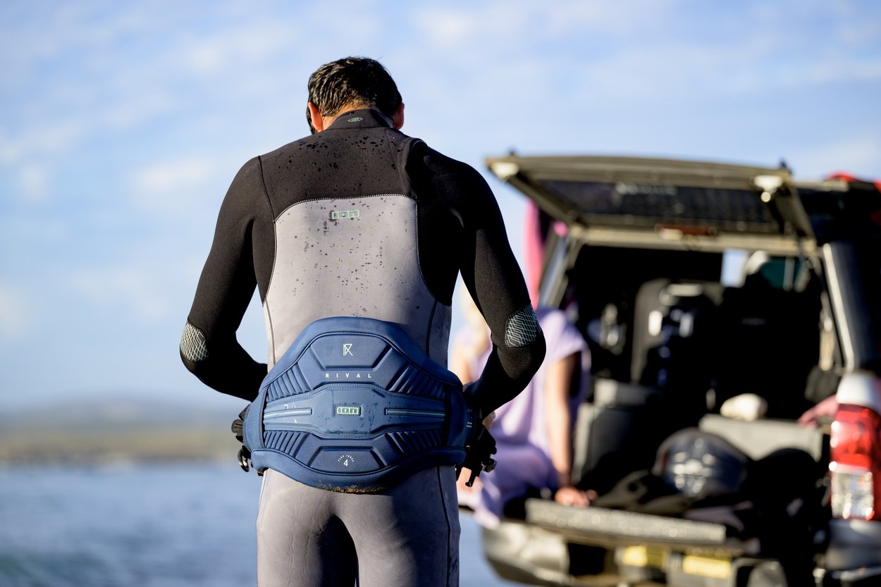 ION Rival Windsurf Harness Men 2024