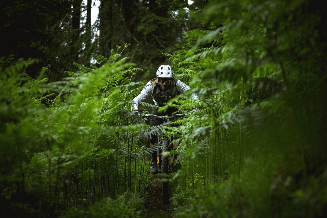 ION Tee LS Scrub Mesh_ine 2021