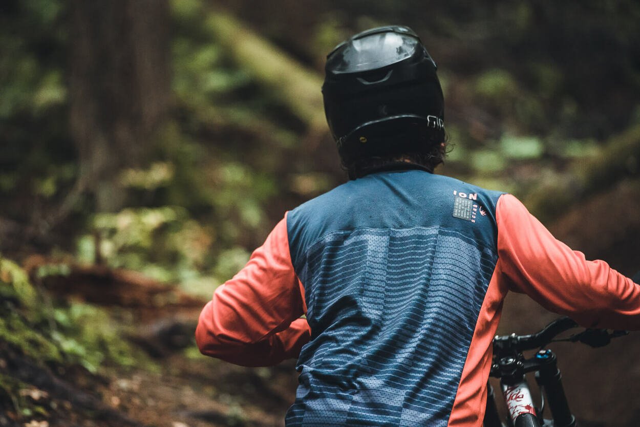 ION Tee LS Scrub Mesh_ine 2021